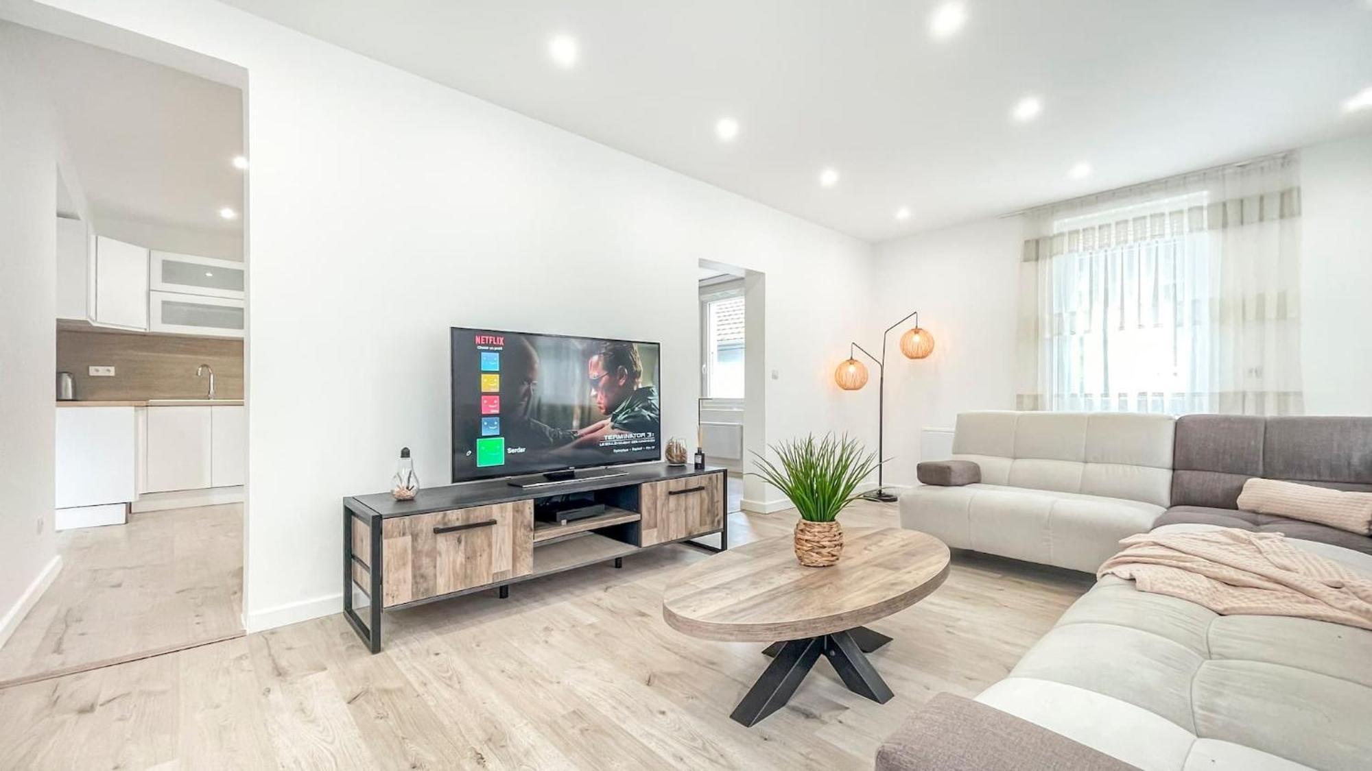 Homey Sakine- Proche Centre- Netflix- Wifi Cluses Eksteriør billede